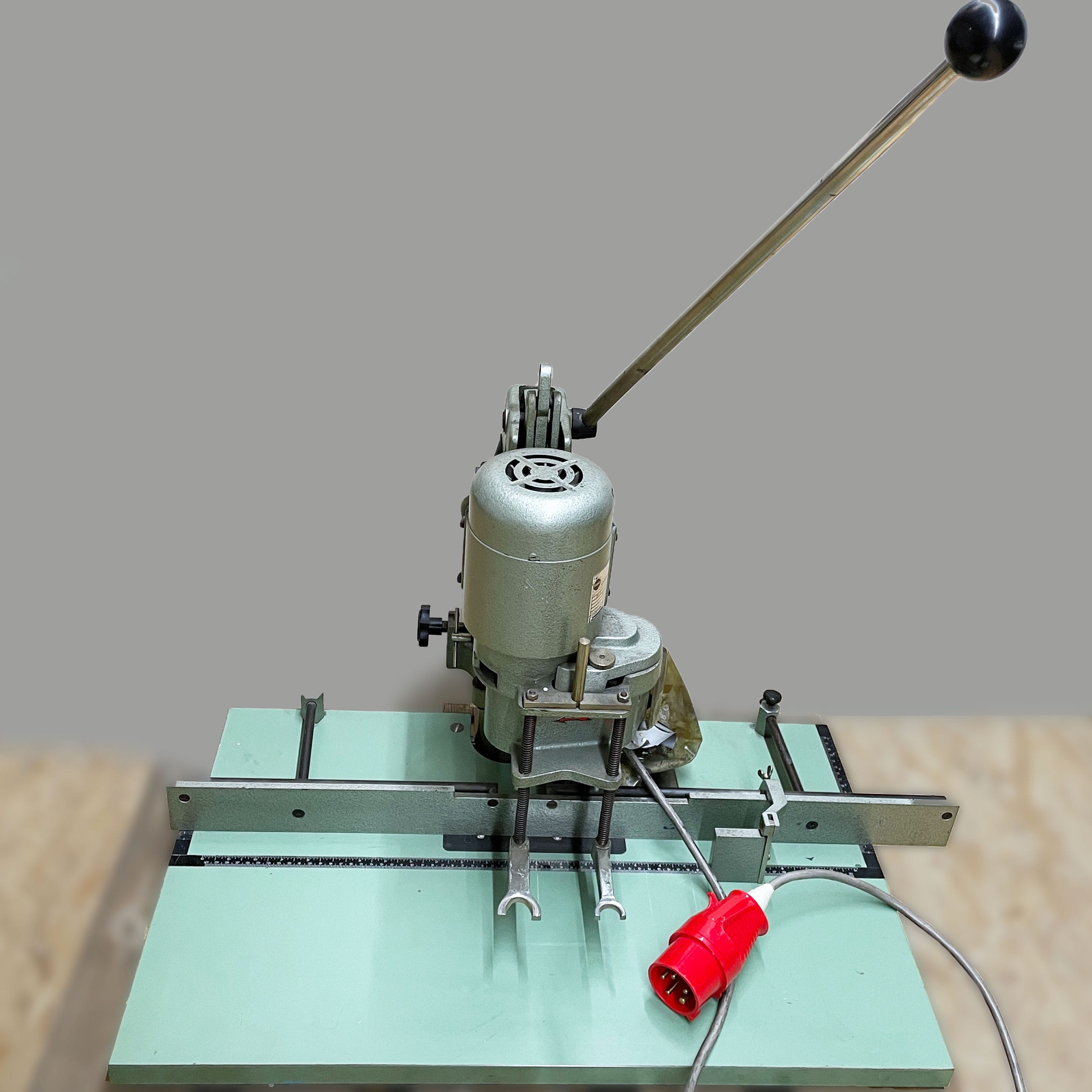 Citoborma - Two-spindle paper drilling machine - Second-hand machine - Type: 526 S130
S/N MOT2507821

This device no longer complies with... - image-1