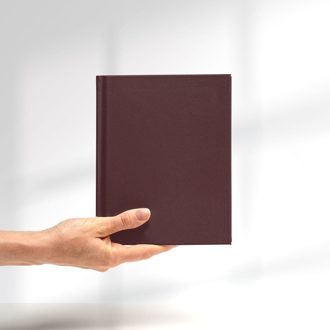 Englisch Buckram • hochwertiges Buchleinen - Farbe 567 - bordeaux - Anwendungen: für Bucheinbände, Bibliotheksbände, Speisekarten, Notizbüch... - Bild-3