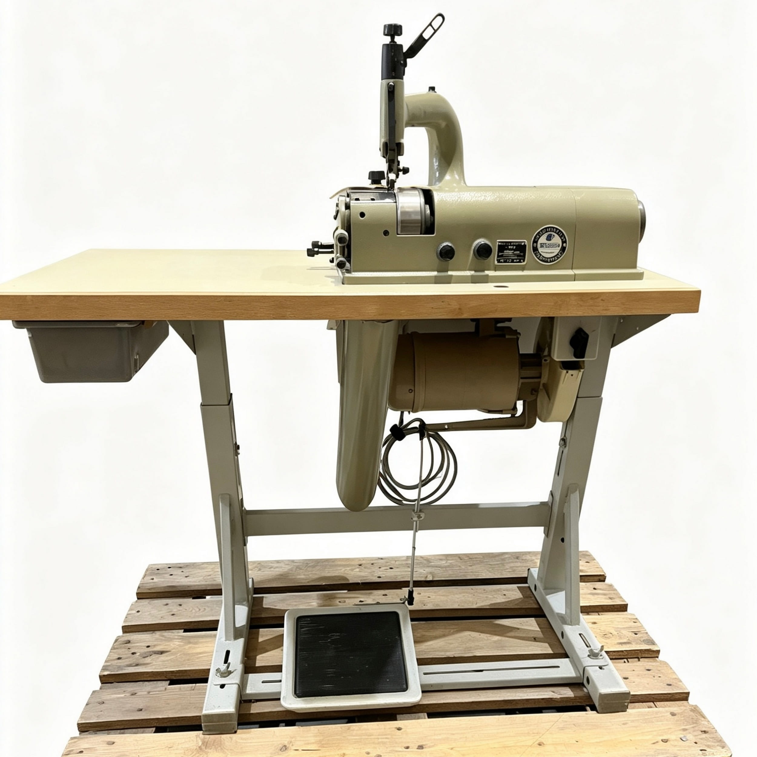 Máquina para chiflar cuero Fortuna - Máquina de ocasión - N/S 67812

Máquina de ocasión con prueba de funcionamiento, pero sin prueba de p... - imagen-1