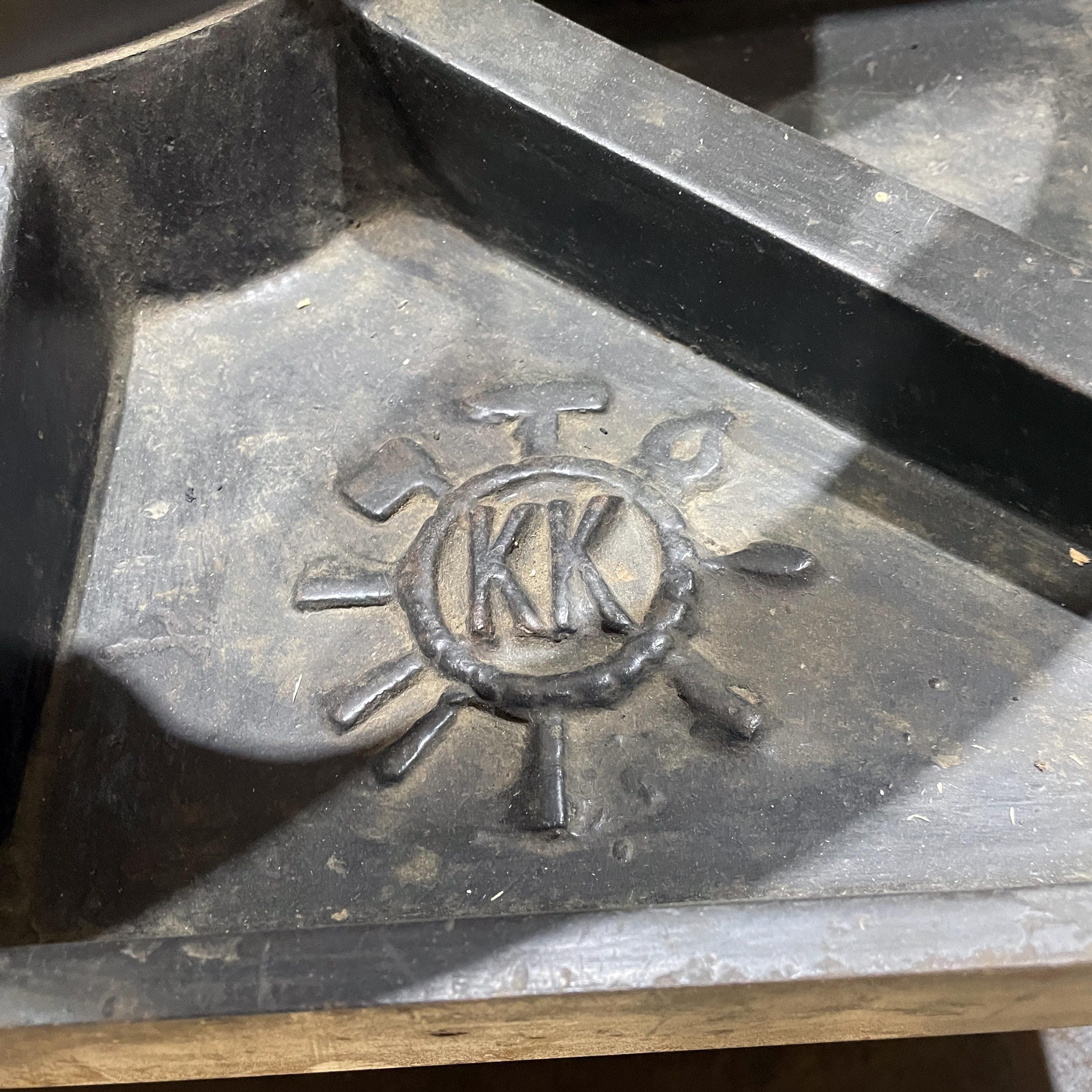 Book press - Second-hand machine - Pressing area: 49 x 58 cm... - image-3