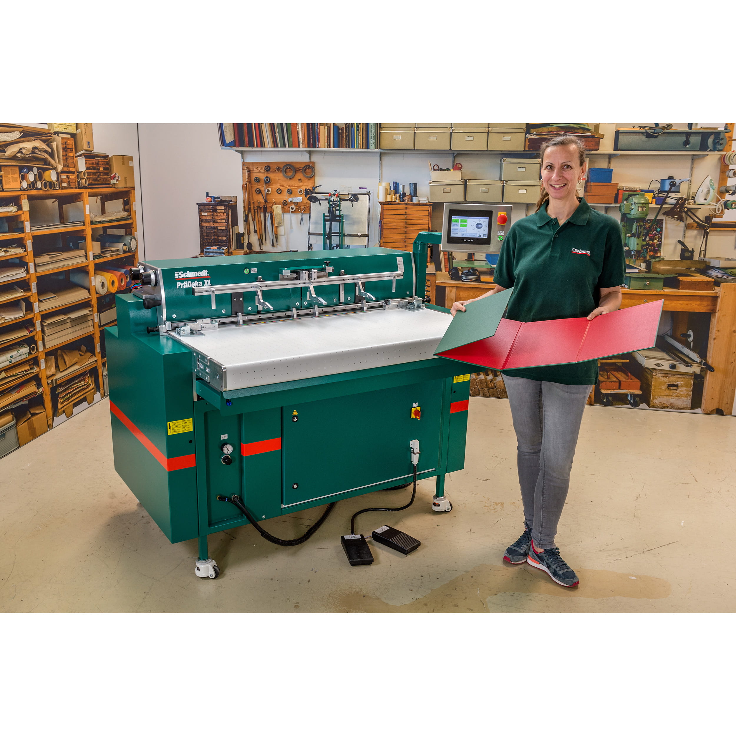 PräDeka XL | Buchdeckenmaschine - Halbautomatische Hardcover-Deckenfertigung - Anwendungen: einteilige Produkte, z. B. Spielpläne, 
asymmet... - Bild-6