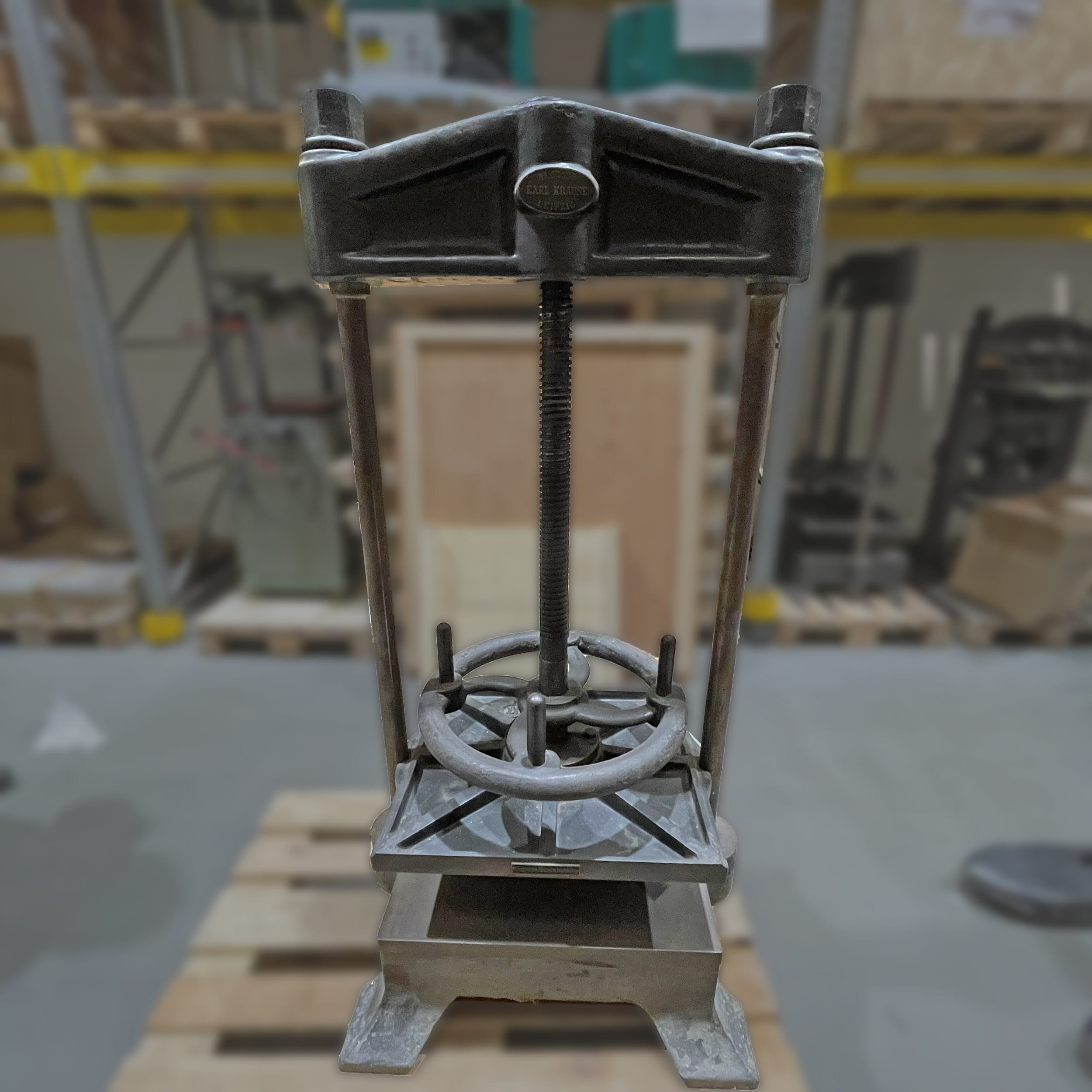 Book press - Second-hand machine - Pressing area: 49 x 58 cm... - image-1