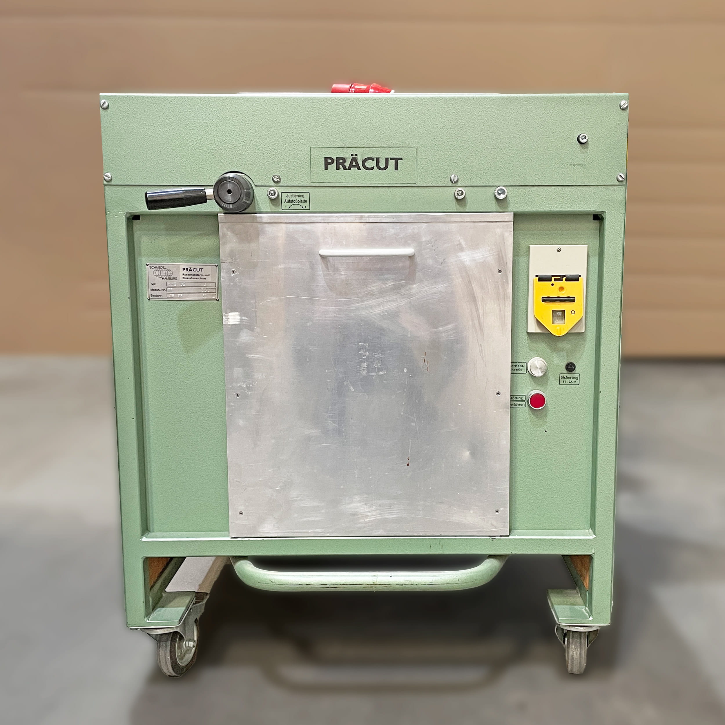 PräCut • Book block spine cutting and notching machine - second-hand machine - This device no longer complies with current safety standards,... - image-1